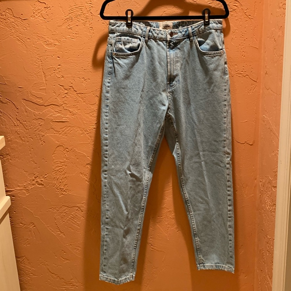 Zara authentic denim by TRF women’s light blue jeans USA size 16 really12 or 14